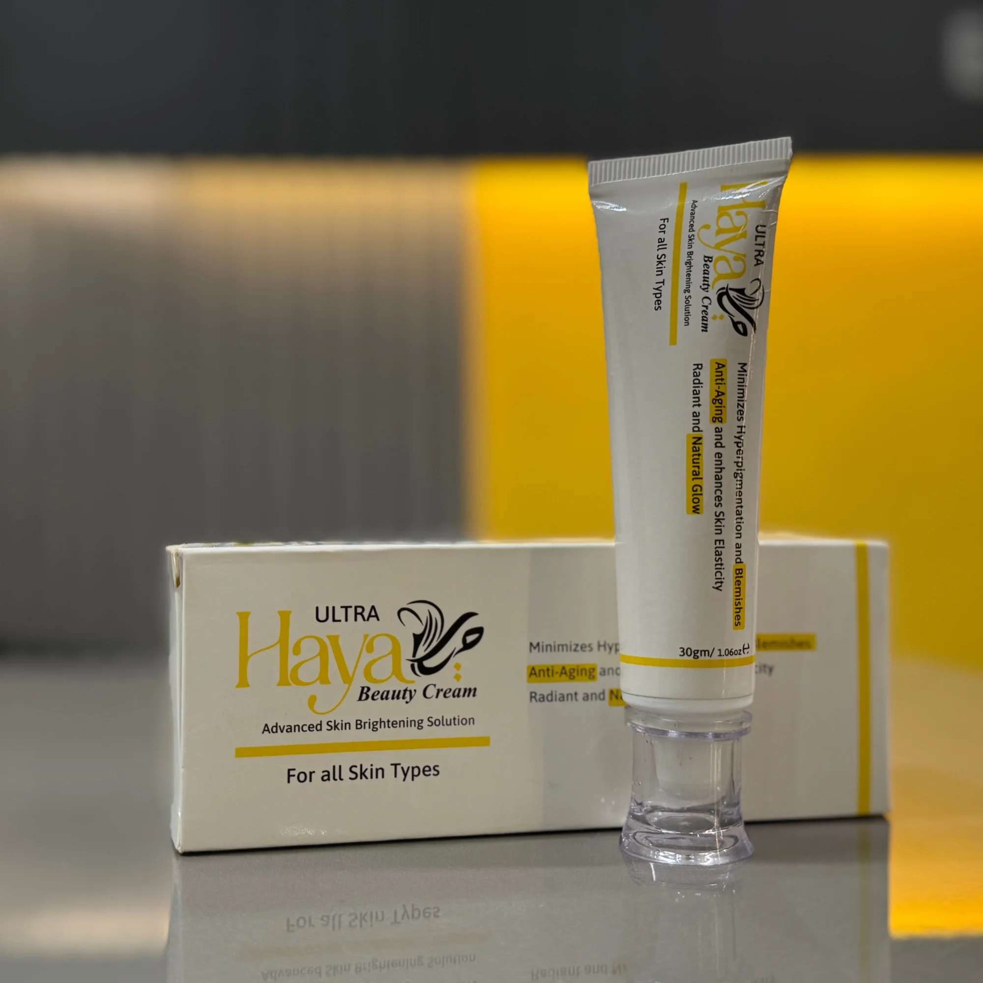 101_1756462935.webp Haya Ultra Beauty Cream | Advanced Skin Brightening Solution for All Skin Types 30gm - Image 5