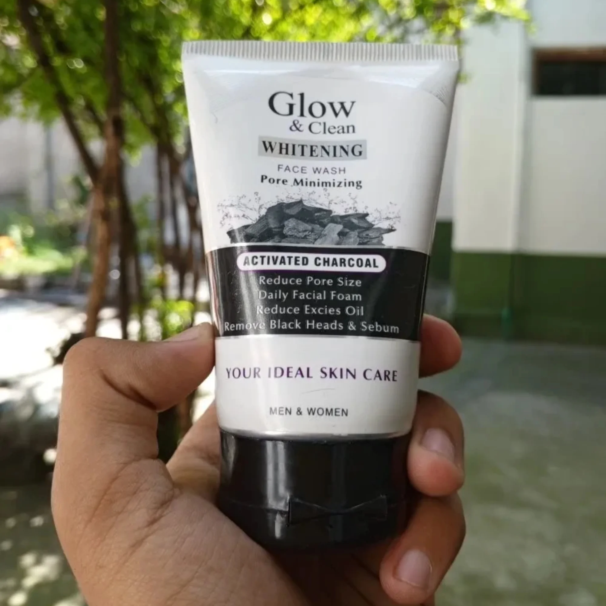 5_1756986939.webp Glow & Clean Charcoal Face Wash | Deep Cleansing Oil Control & Pore Care